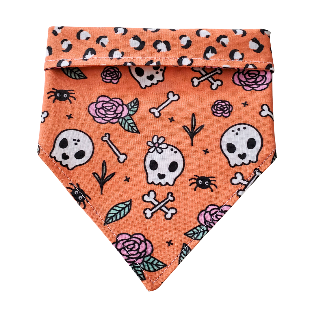 Skull & Roses Collar Bandana